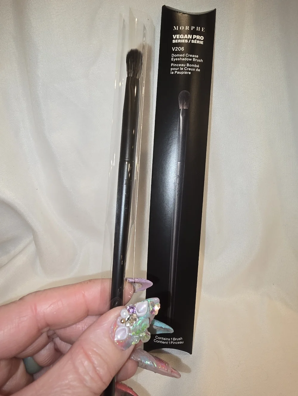 Morphe Vegan Pro V206 Domed Crease Brush - Black